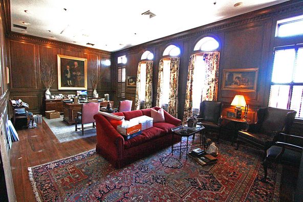 Office Space | Downtown Hattiesburg: 623 N Main St, Hattiesburg, MS 39401